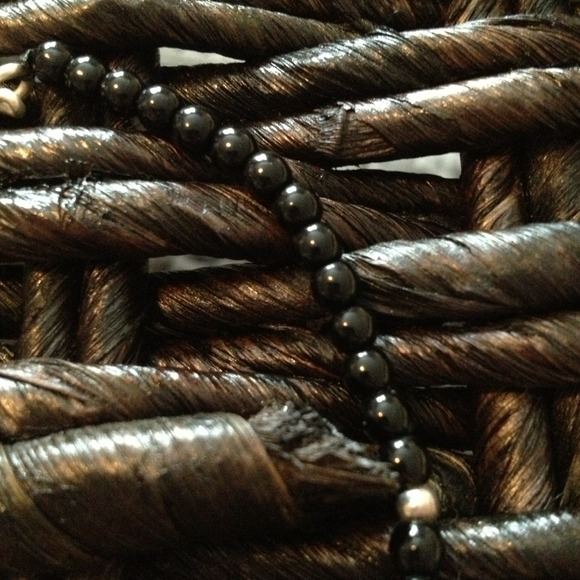 HANDMADE SOUTH AFRICAN NECKLACE - Picture 3 of 3