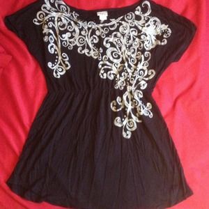 Daytrip Shirt! BUNDLED 😊