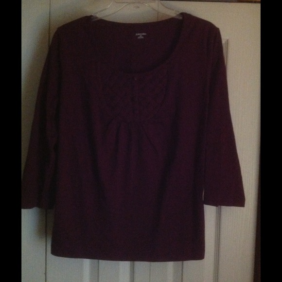 St. John's Bay 3/4 sleeve top!