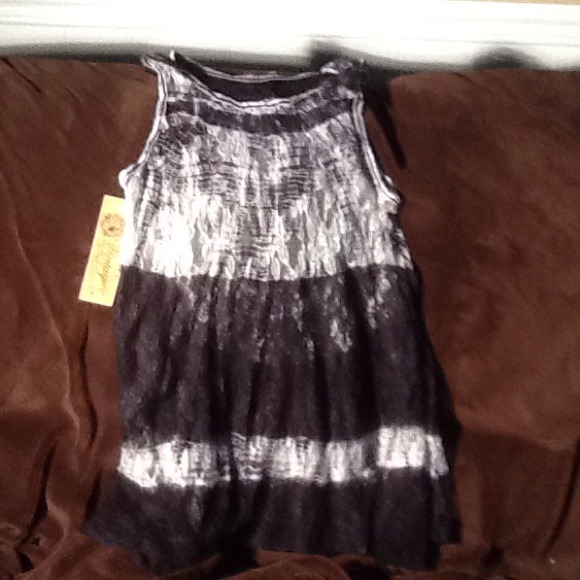 New lace top