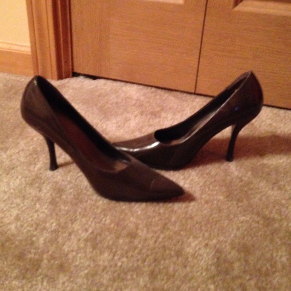 brown 2 inch heels