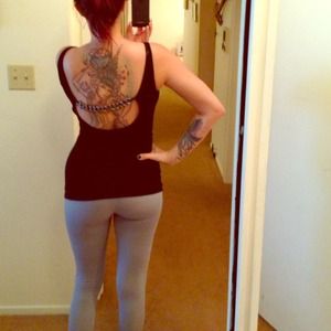 Hot little black tank with back chain!