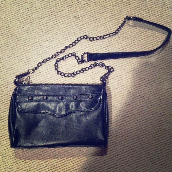 Edgy black purse