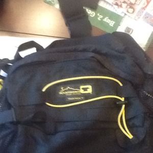 Mountain smith waist/carryall pack.