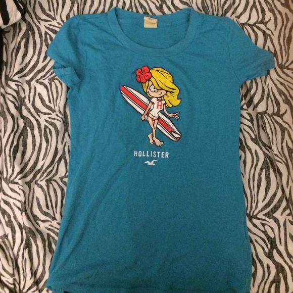 Graphic tee