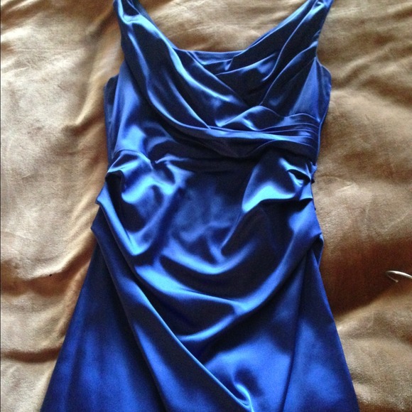 Beautiful mid length silk dress only wore once