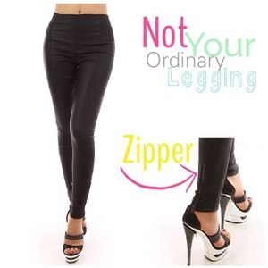 KNIT LEGGINGS WITH MATTE COATED FINISH