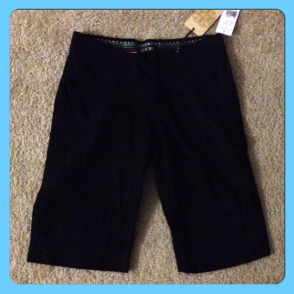 💜Black Bermudas💜