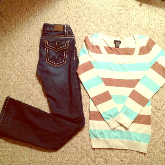🎀SOLD🎀YMI Bootcut Jeans/Rue21 Striped Sweater