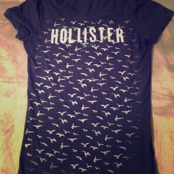 Navy blue hollister t