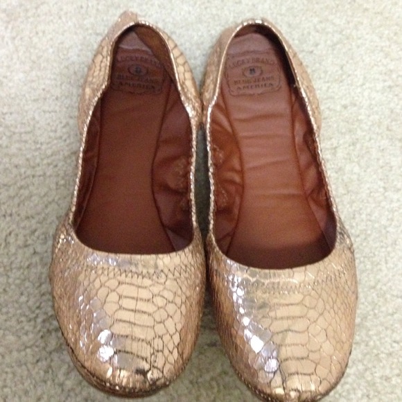 Lucky brand metallic flats size 10