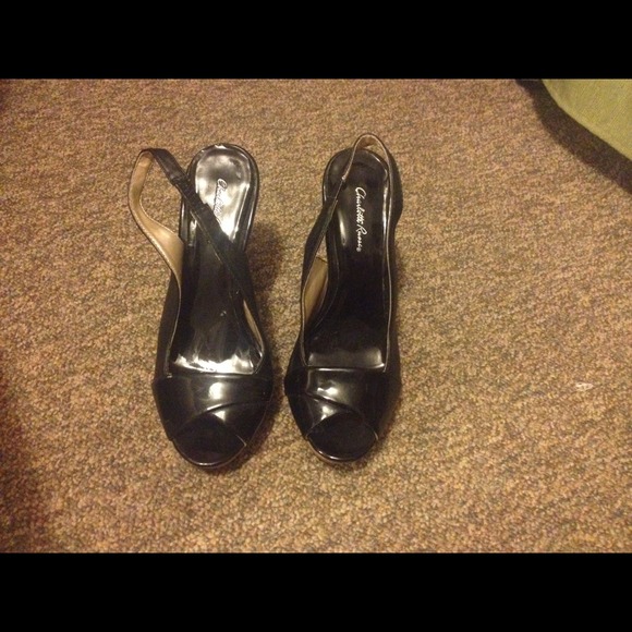 Black and wood heels - Picture 2 of 3