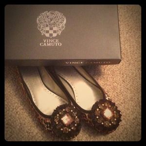 Vince Camuto flats