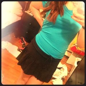 Brown Juicy Couture skirt. Very unique & comfy!