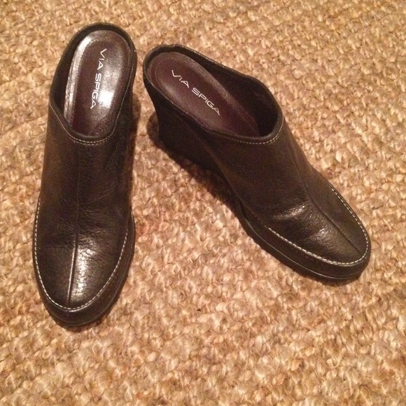 😍Brand New Via Spiga Leather Clogs!😍