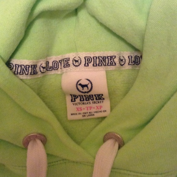 🚫TRADED🚫Victorias Secret PINK Cropped Hoodie - Picture 3 of 4