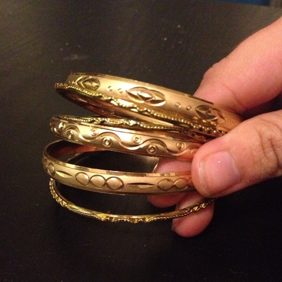 Gold bangles - Picture 2 of 2
