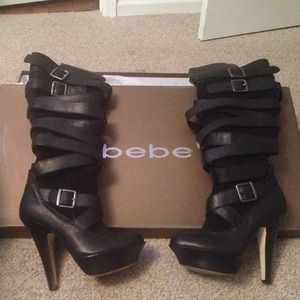 Bebe boots