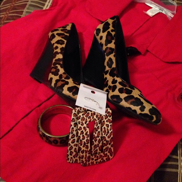 BCBGeneration Shoes - 🐆🐆Host Pick x2 🎉🎊 Animal Print Wedges NWOT
