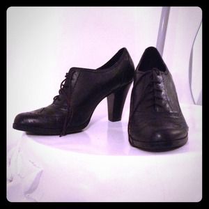 Black, Vintage Lace up heels!