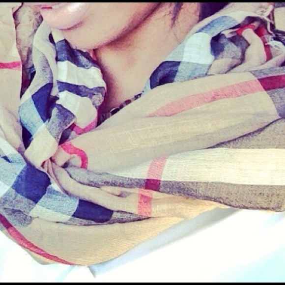 Burberry scarf
