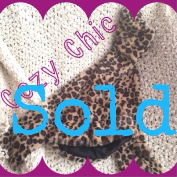🚫BUNDLED🚫Luxurious Soft Leopard Faux Fur Set