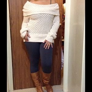 Beige lovely sweater *reduced*