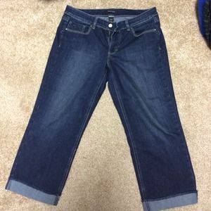 Capris White House black market