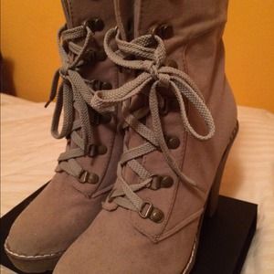 Camel Lace-up Boots