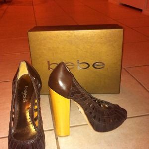 Bebe shoes size 7
