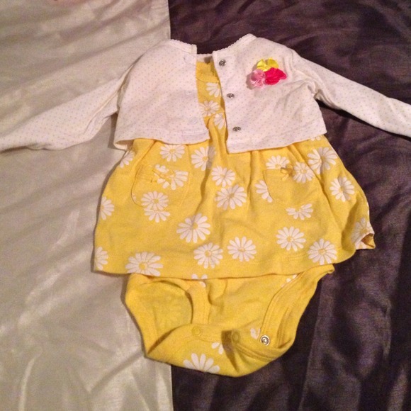 Baby clothing