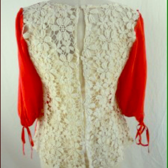 ❌❌SOLD❌❌ Anthropologie Stitch and Knot Top