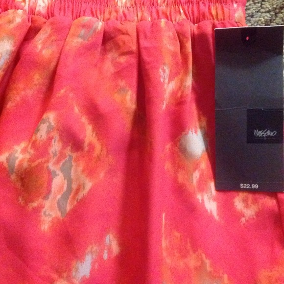 📛🎉🎉🎉 HP 🎉🎉 New XS woman's skirt. - Picture 3 of 5