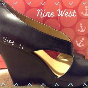 🎀HOLD🎀 Nine West Wedges SZ 11 NWOT