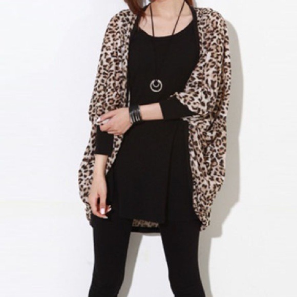 ShennenEilleen Jackets & Blazers - 💢LOWEST LAST ONE 💢Leopard animal print cardi S