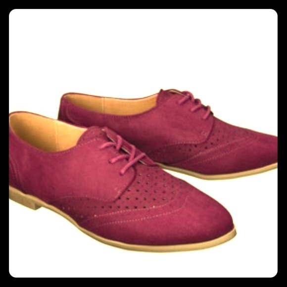 Red oxfords, NWOT