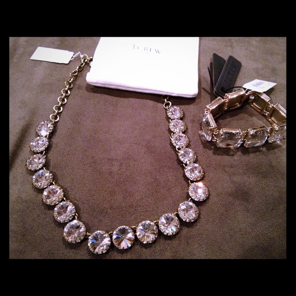 LOOK WHAT I GOT TODAY!! :)