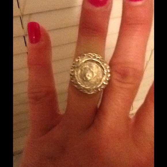 Nice sterling panda ring