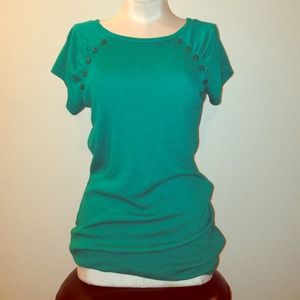 SOLD Green Short-Sleeved Top