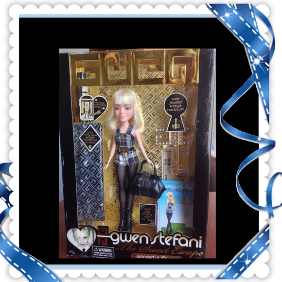 Gwen Stefani Doll