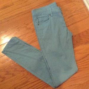 🆕LISTING❤️TEAL SKINNY JEANS SIZE 3/4. RUE 21