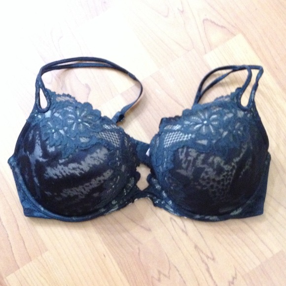 VS blk lace with nude color under. Sexy bra