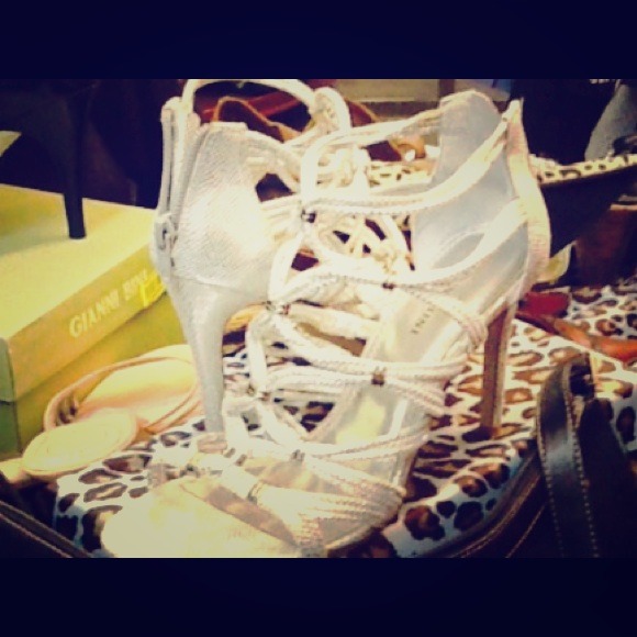 Gianni Bini shoes