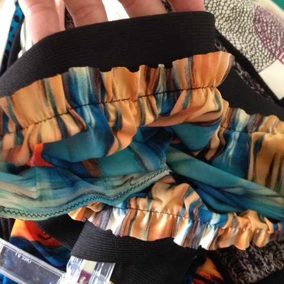 Multi colored maxi skirt. - Picture 3 of 3