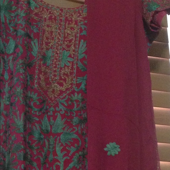 Indian dress - Picture 2 of 2