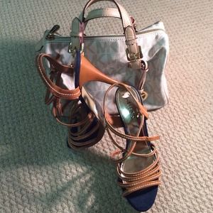 🌟Guess sandals 🌟