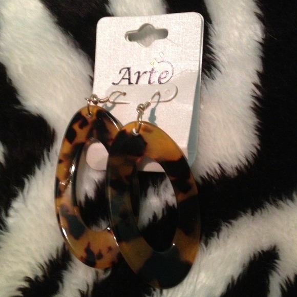 Cute Tortoise dangle earrings