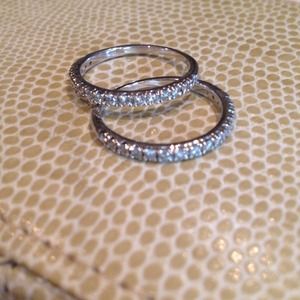 📌SOLD-  2 matching white gold bands