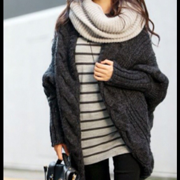 Batwing Sweater - Charcoal In Stock💗Host Pick💗