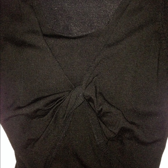 💚Studio M black twist front top - Picture 1 of 4